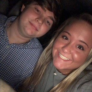 Meet your Posher, Logan & anna